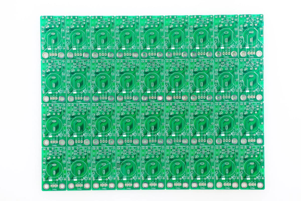 Panneaux PCB multicouches pour backplane